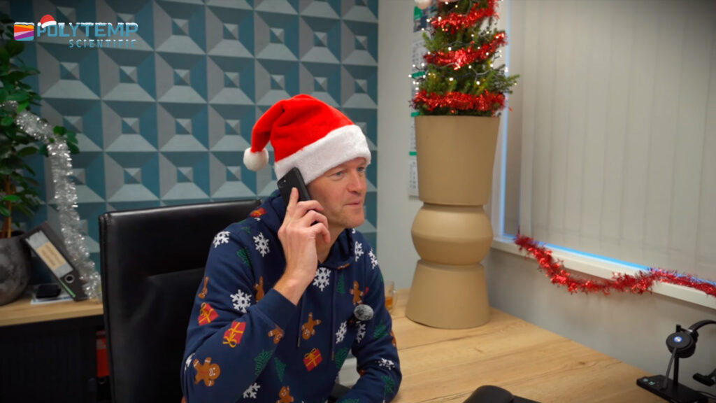 Kerstvideo-poly-temp-scientific